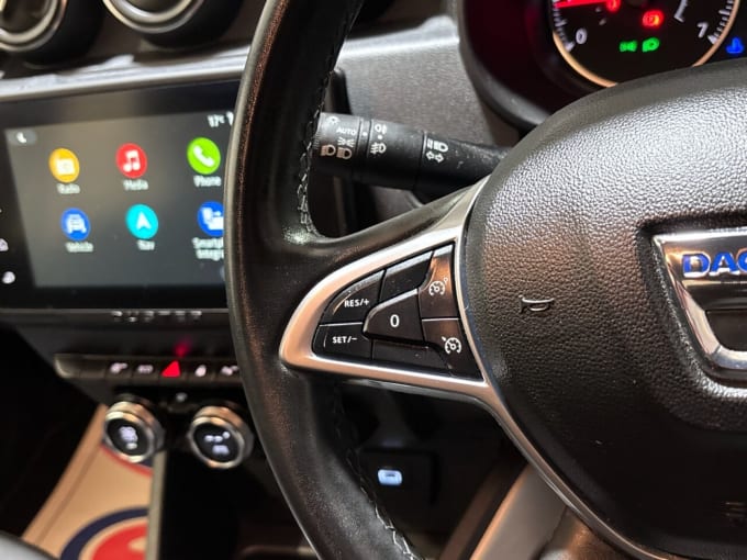 2025 Dacia Duster