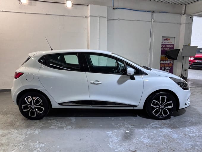 2025 Renault Clio