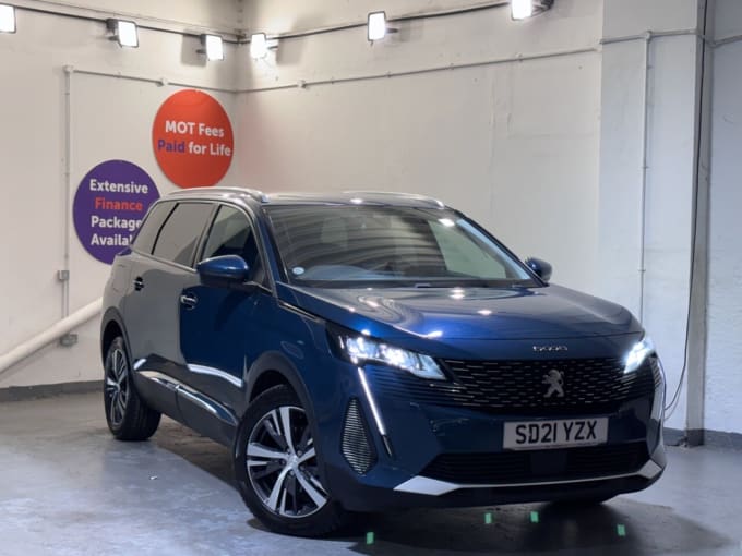 2025 Peugeot 5008