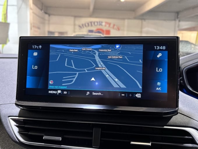 2025 Peugeot 5008