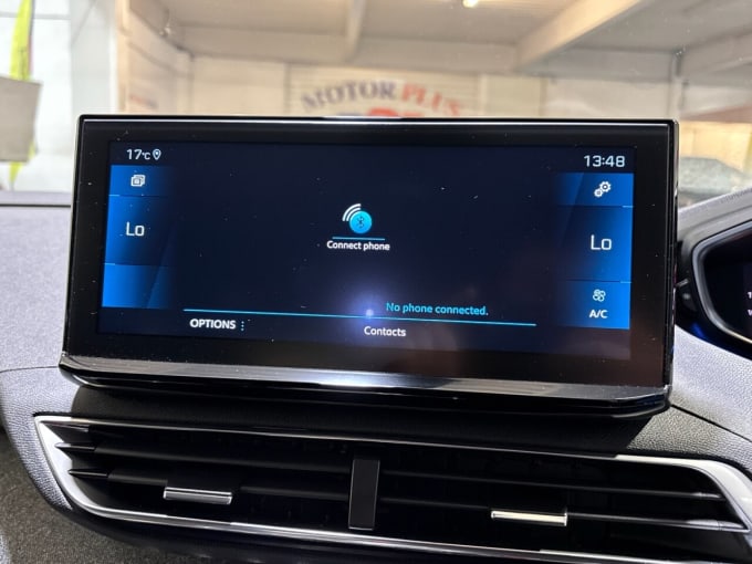 2025 Peugeot 5008
