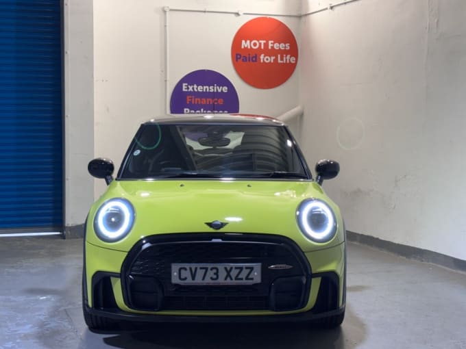 2025 Mini Hatch
