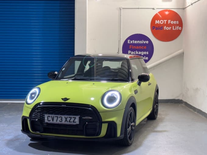 2025 Mini Hatch