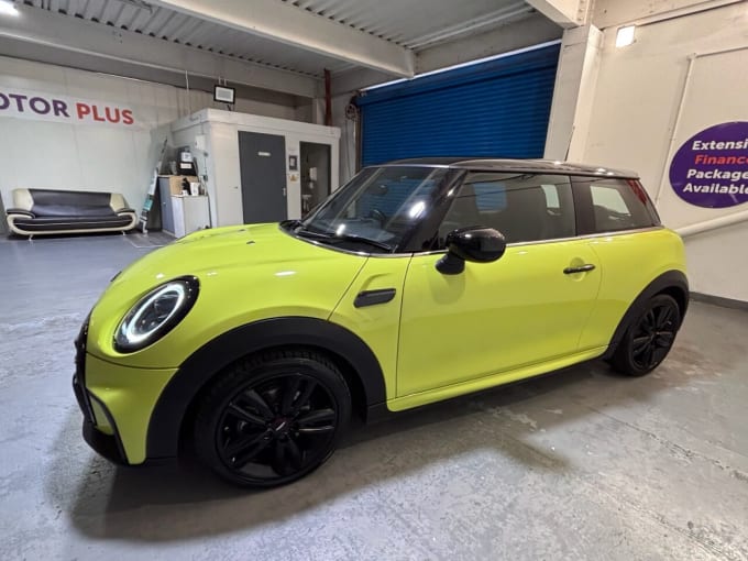 2025 Mini Hatch