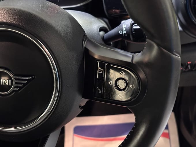 2025 Mini Hatch