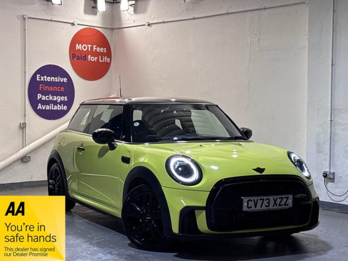 2025 Mini Hatch