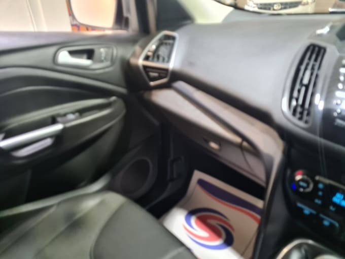 2025 Ford Kuga