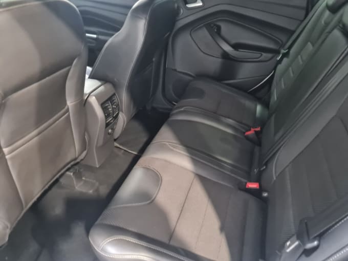2025 Ford Kuga
