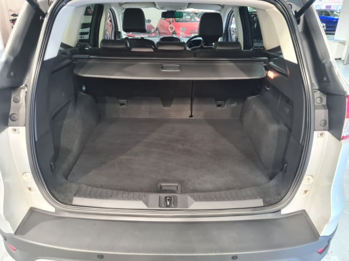 2025 Ford Kuga