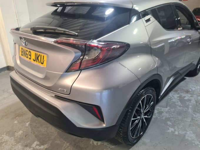 2025 Toyota C-hr