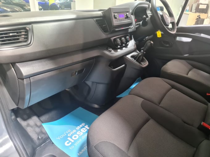 2025 Renault Trafic