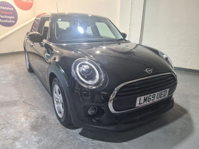 2025 Mini Hatch