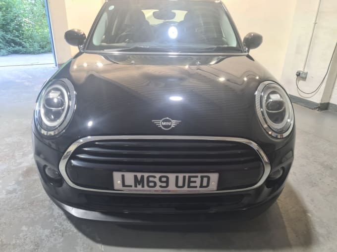 2025 Mini Hatch