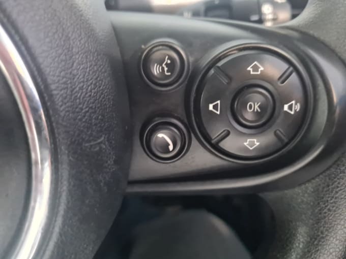2025 Mini Hatch