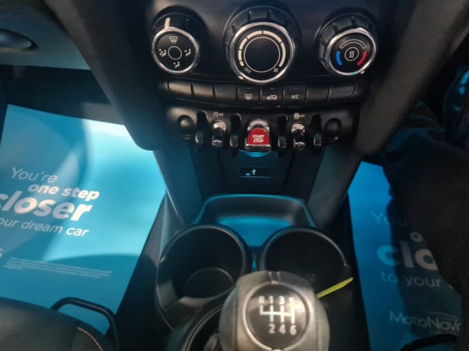 2025 Mini Hatch