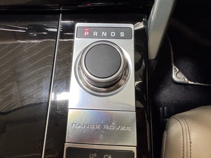 2025 Land Rover Range Rover