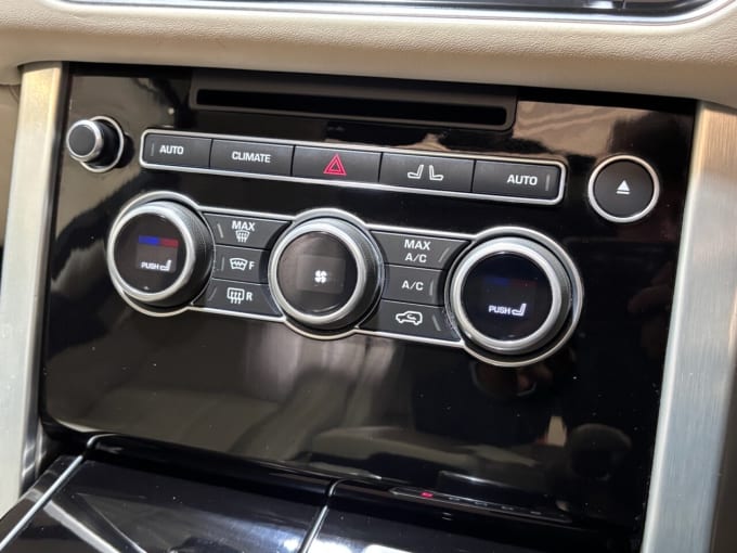 2025 Land Rover Range Rover