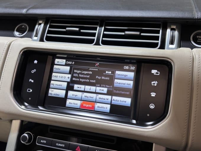 2025 Land Rover Range Rover