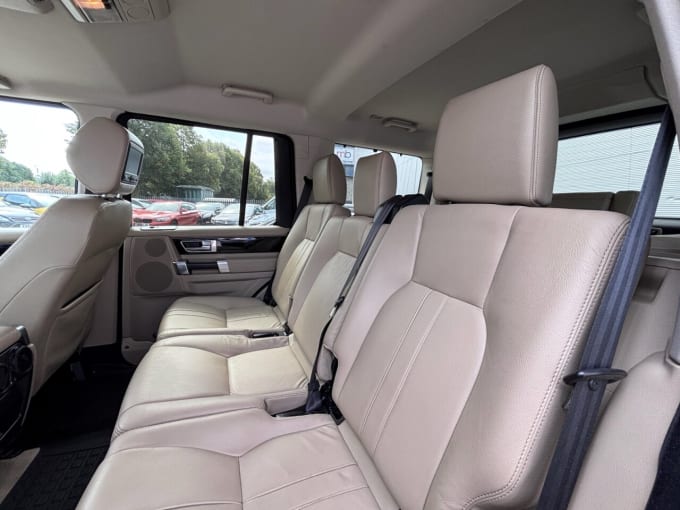 2025 Land Rover Discovery 4