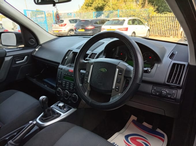 2025 Land Rover Freelander 2