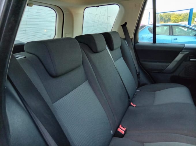 2025 Land Rover Freelander 2