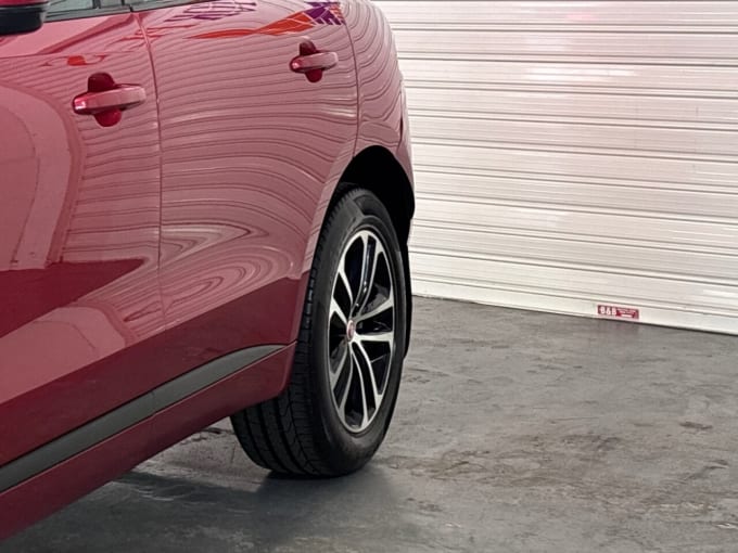 2025 Jaguar F-pace