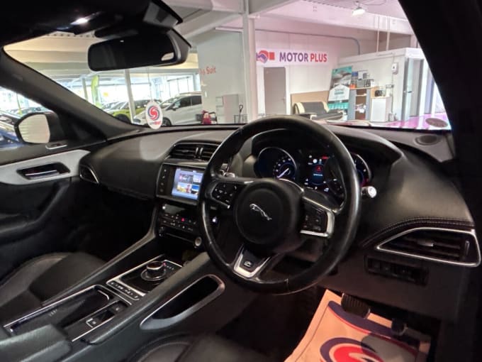 2025 Jaguar F-pace