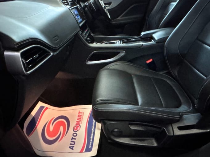 2025 Jaguar F-pace