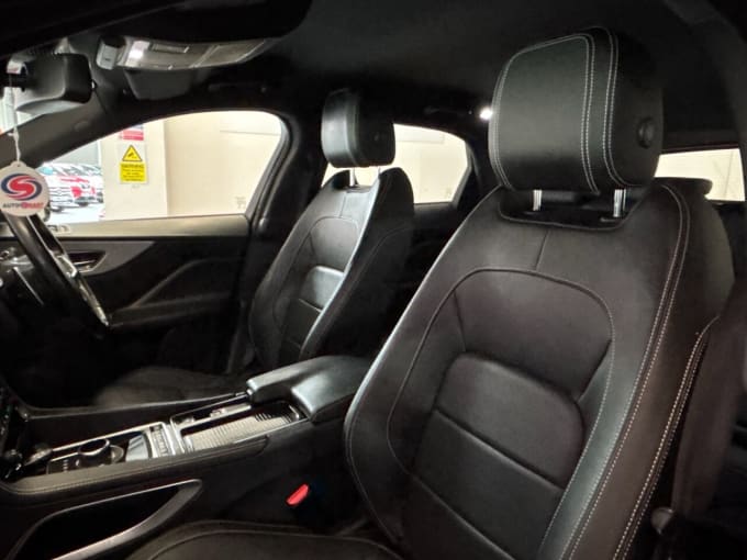 2025 Jaguar F-pace