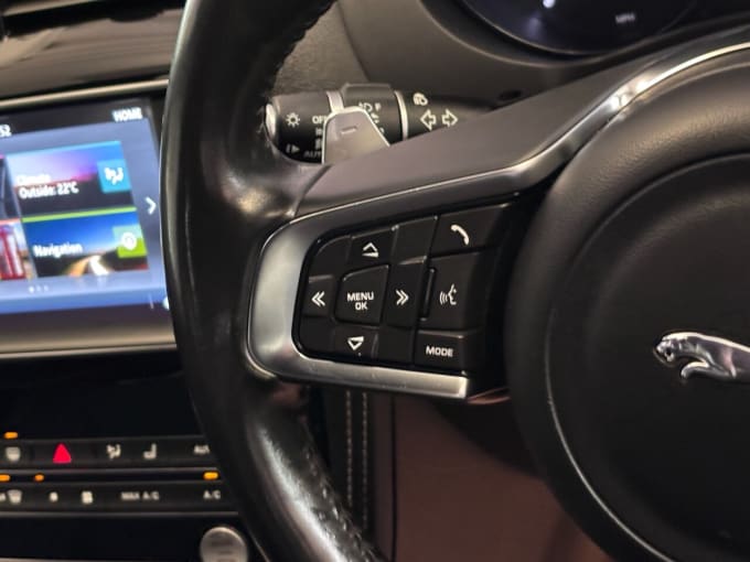 2025 Jaguar F-pace