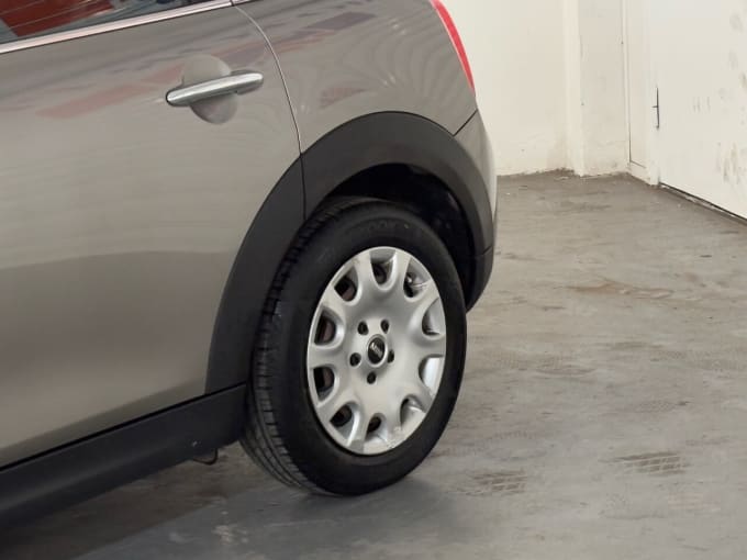 2025 Mini Hatch