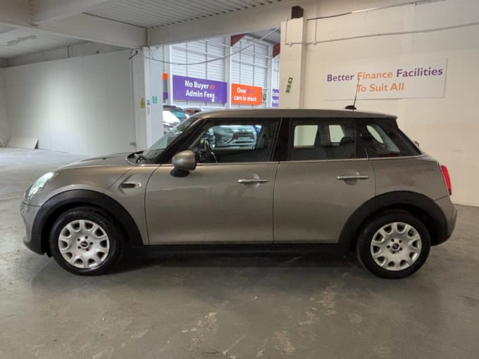 2025 Mini Hatch