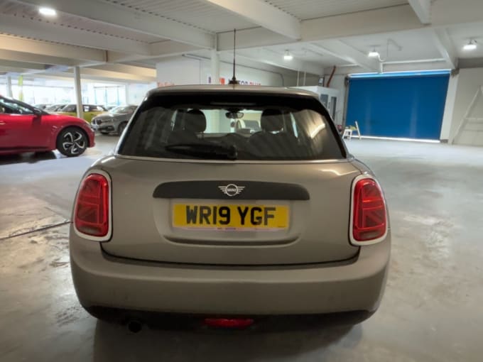 2025 Mini Hatch