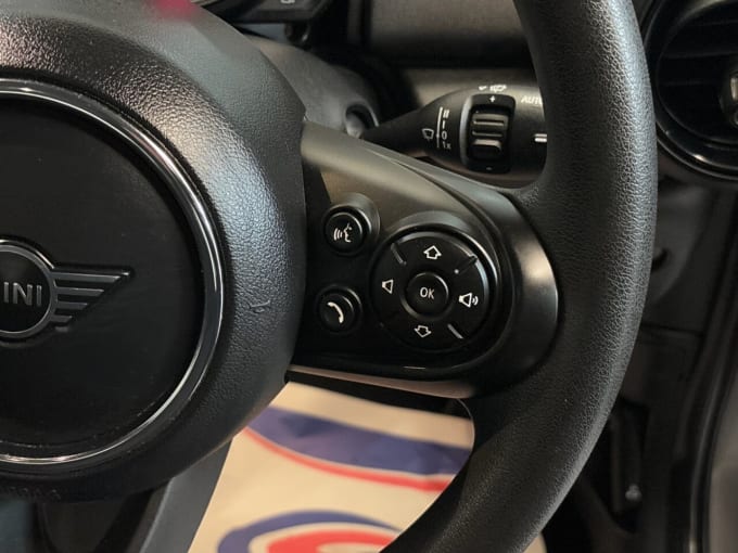 2025 Mini Hatch