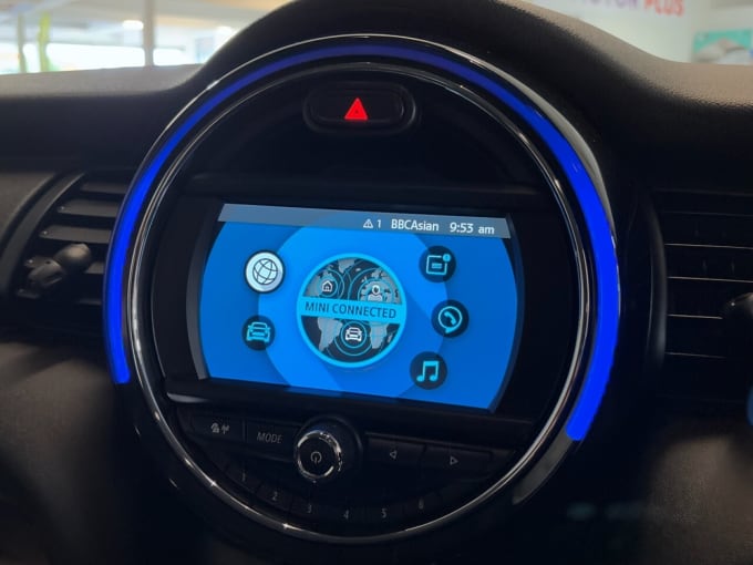 2025 Mini Hatch