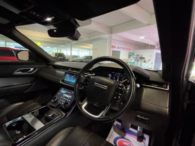 2025 Land Rover Range Rover Velar