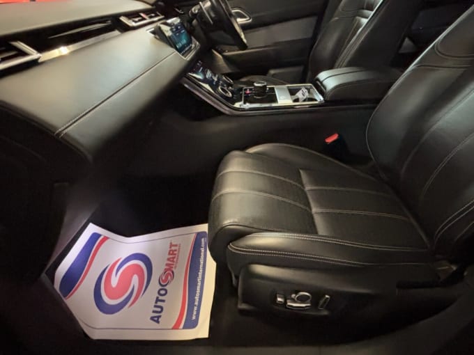 2025 Land Rover Range Rover Velar