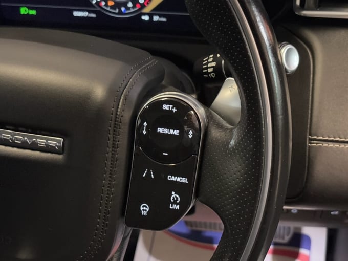 2025 Land Rover Range Rover Velar