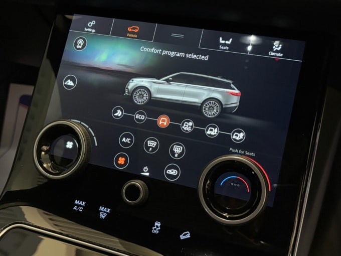 2025 Land Rover Range Rover Velar