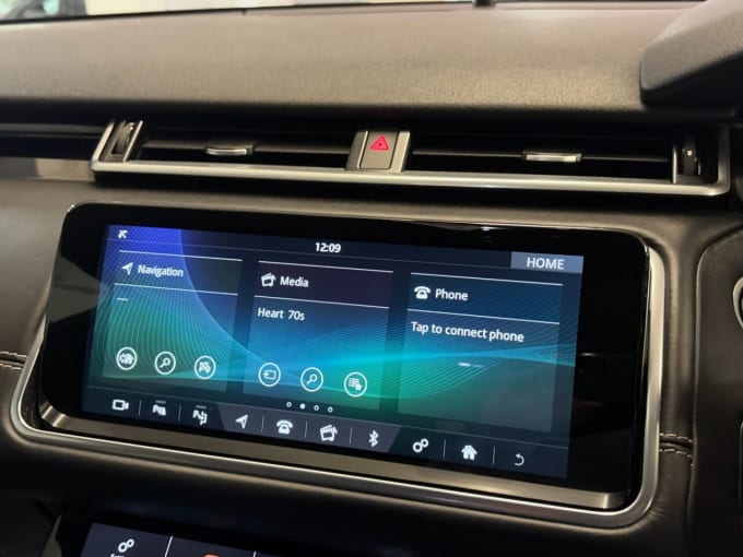 2025 Land Rover Range Rover Velar