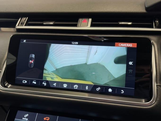 2025 Land Rover Range Rover Velar