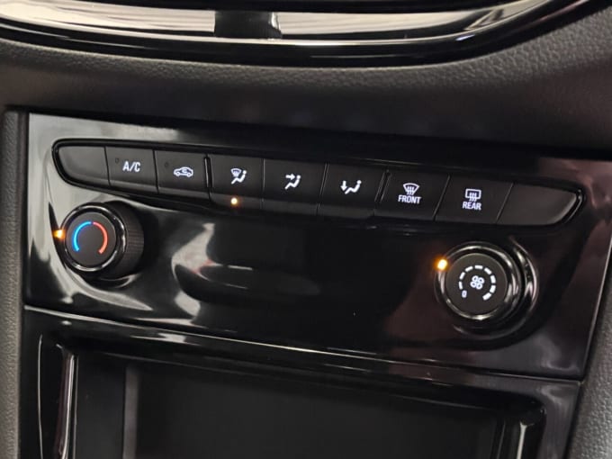 2025 Vauxhall Astra