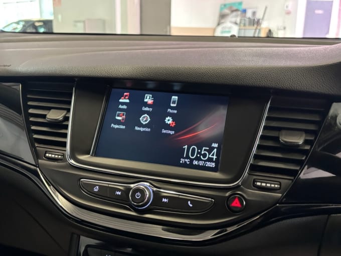 2025 Vauxhall Astra
