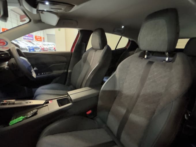 2025 Peugeot 408