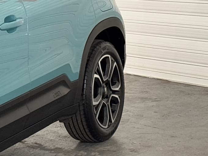 2025 Jeep Avenger