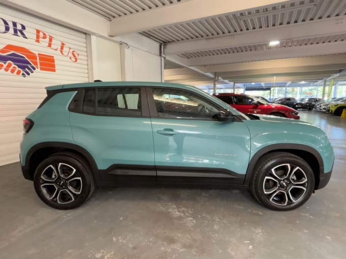 2025 Jeep Avenger