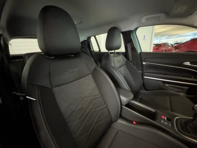 2025 Jeep Avenger