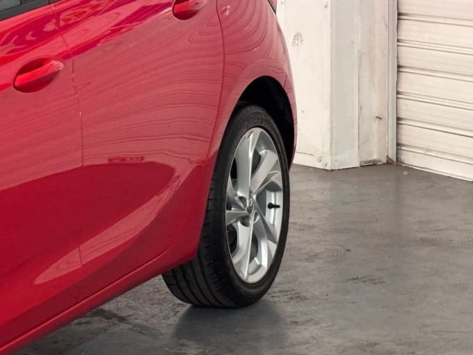 2025 Vauxhall Astra