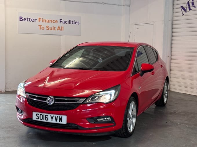2025 Vauxhall Astra
