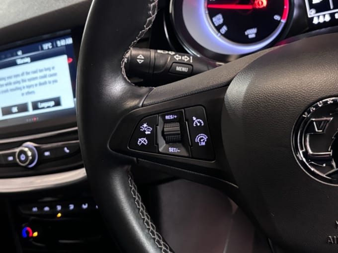 2025 Vauxhall Astra